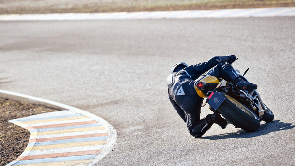 2021ರ ಸೂಪರ್‌ವೆಲೋಸ್ ಬೈಕ್‌ಗಳನ್ನು ಅನಾವರಣಗೊಳಿಸಿದ ಎಂವಿ ಅಗಸ್ಟಾ