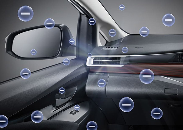 ಇಂಡೋನೇಷ್ಯಾದಲ್ಲಿ 50ನೇ ವರ್ಷದ ಸಂಭ್ರಮಕ್ಕೆ ಇನೋವಾ ಲಿಮಿಟೆಡ್ ಎಡಿಷನ್ ಪರಿಚಯಿಸಿದ ಟೊಯೊಟಾ