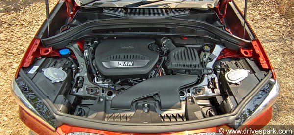 ಹೊಸ ಫೀಚರ್ಸ್‌ಗಳೊಂದಿಗೆ ರಸ್ತೆಗಿಳಿದ ಐಷಾರಾಮಿ ಬಿಎಂಡಬ್ಲ್ಯು ಎಕ್ಸ್1 ಎಸ್-ಡ್ರೈವ್ 20ಡಿ ಎಸ್‍ಯುವಿ ರಿವ್ಯೂ