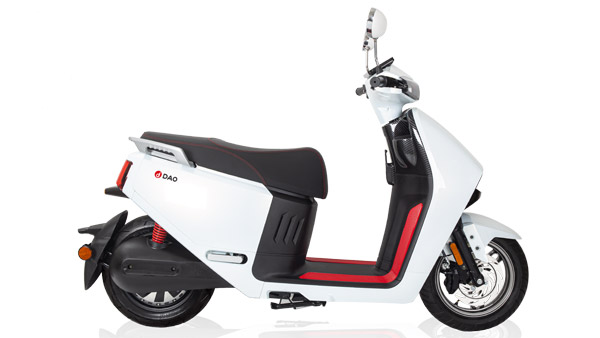 ಪ್ರತಿ ಚಾರ್ಜ್‌ಗೆ 100ಕಿ.ಮೀ ಮೈಲೇಜ್ ನೀಡುವ ದಾವೊ 703 ಎಲೆಕ್ಟ್ರಿಕ್ ಸ್ಕೂಟರ್ ಬಿಡುಗಡೆ