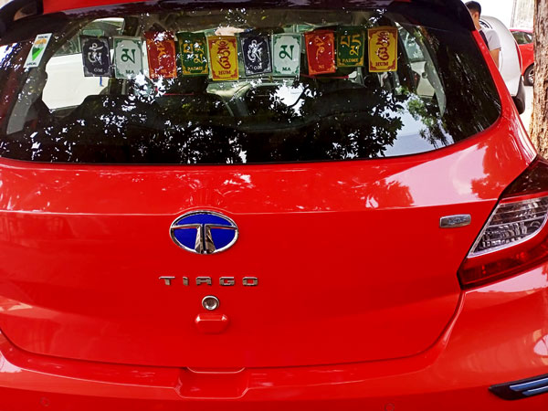 ಫೌಂಡರ್ಸ್ ಎಡಿಷನ್ ಕಾರುಗಳ ವಿತರಣೆಯನ್ನು ಆರಂಭಿಸಿದ ಟಾಟಾ ಮೋಟಾರ್ಸ್