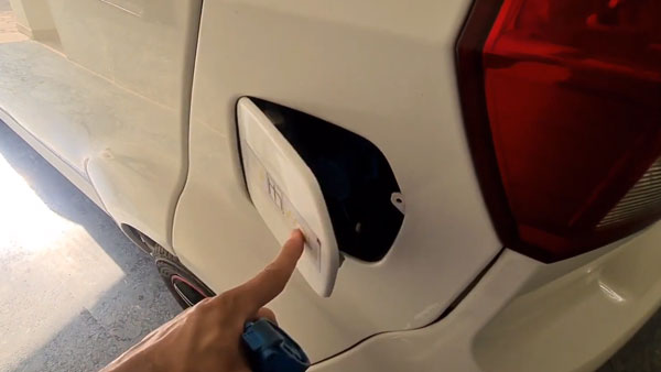 ಪೂರ್ತಿಯಾಗಿ ಚಾರ್ಜ್ ಆದ ನಂತರ 350 ಕಿ.ಮೀಗಳವರೆಗೆ ಚಲಿಸುತ್ತದೆ ಈ ಎಲೆಕ್ಟ್ರಿಕ್ ಕಾರು