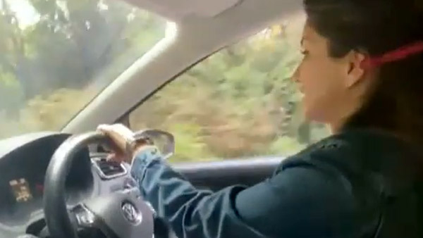 ಬಲಗೈ ಡ್ರೈವ್ - ಎಡಗೈ ಡ್ರೈವ್ ನಡುವಿನ ವ್ಯತ್ಯಾಸ ತಿಳಿಯದೇ ತಬ್ಬಿಬ್ಬಾದ ನಟಿ