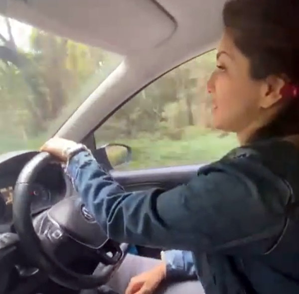 ಬಲಗೈ ಡ್ರೈವ್ - ಎಡಗೈ ಡ್ರೈವ್ ನಡುವಿನ ವ್ಯತ್ಯಾಸ ತಿಳಿಯದೇ ತಬ್ಬಿಬ್ಬಾದ ನಟಿ