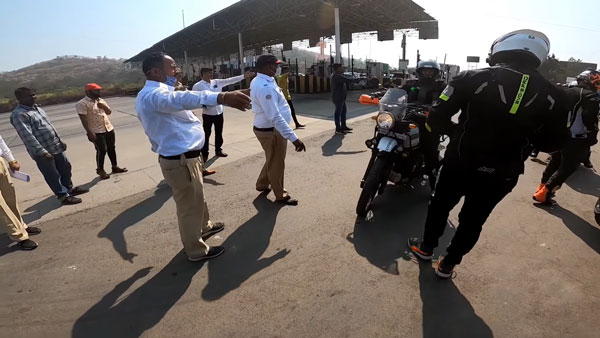 ಪುಣೆ-ಬೆಂಗಳೂರು ಹೆದ್ದಾರಿಯಲ್ಲಿ ಸೂಪರ್‌ಬೈಕ್‌ಗಳು ನಿಷೇಧ, 20ಕ್ಕೂ ಹೆಚ್ಚು ರೈಡರ್‌ಗಳಿಗೆ ಬಿತ್ತು ದಂಡ