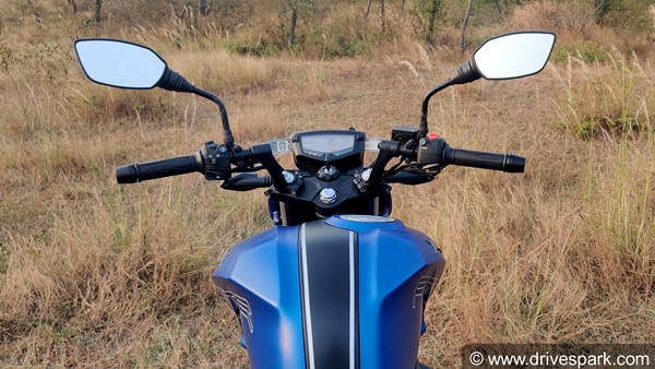 ಬೆಂಗಳೂರಿನ ದ್ವಿಚಕ್ರ ವಾಹನ ಸವಾರರಿಗೆ ಶಾಕ್ ನೀಡಿದ ಸಂಚಾರಿ ಪೊಲೀಸರು