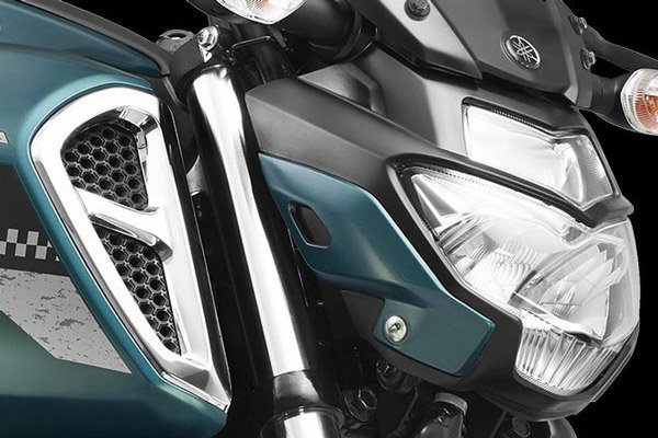 ಆರ್ 15 ವಿ 3 ಹಾಗೂ ಎಫ್‌ಝಡ್‌ಎಸ್‌ ಬೈಕುಗಳ ಬೆಲೆ ಹೆಚ್ಚಿಸಿದ ಯಮಹಾ