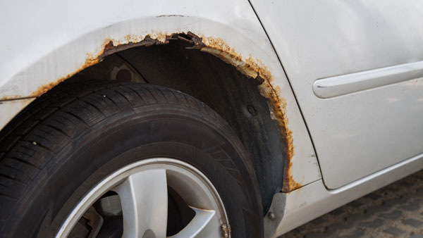 ಹಳೆಯ ಕಾರುಗಳಲ್ಲಿ ಈ ಲಕ್ಷಣಗಳು ಕಂಡು ಬಂದರೆ ಕೂಡಲೇ ಕಾರು ಬದಲಿಸಿ