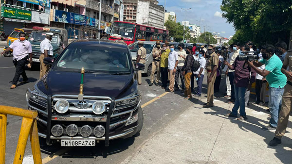 ವಿಧಾನಸಭೆಗೆ ಆಯ್ಕೆಯಾದ ಈ ಪಕ್ಷದ ಶಾಸಕರಿಗೆ ಉಡುಗೊರೆಯಾಗಿ ಸಿಗಲಿದೆ ಇನೋವಾ ಕಾರು