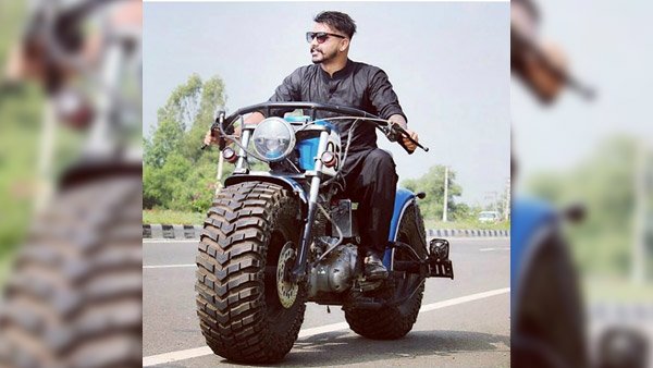 ಟ್ರ್ಯಾಕ್ಟರ್ ರೀತಿಯ ಟಯರ್‌ಗಳೊಂದಿಗೆ ಮಾಡಿಫೈಗೊಂಡ ರಾಯಲ್ ಎನ್‌ಫೀಲ್ಡ್ ಬೈಕ್