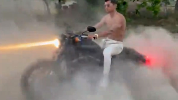 ಹಾರ್ಲೆ ಡೇವಿಡ್‌ಸನ್‌ ಬೈಕ್ ಮೂಲಕ ಧೂಳೆಬ್ಬಿಸಿದ ಕ್ರಿಕೆಟಿಗನ ಕಾಲೆಳೆದ ನೆಟ್ಟಿಗರು 