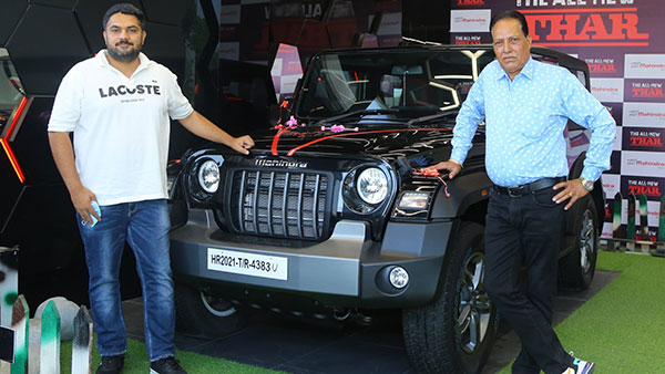 ಮಹೀಂದ್ರಾ ಥಾರ್ ಎಸ್‍ಯುವಿಯಲ್ಲಿ ಆಫ್-ರೋಡ್ ರೈಡ್ ಮಾಡಿ ಎಂಜಾಯ್ ಮಾಡಿದ ಕ್ರಿಕಿಟಿಗ 