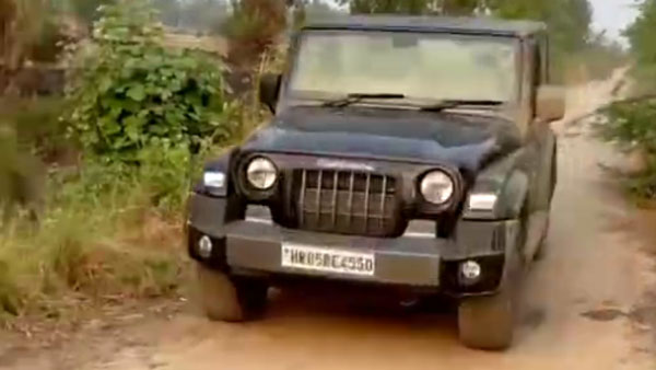 ಮಹೀಂದ್ರಾ ಥಾರ್ ಎಸ್‍ಯುವಿಯಲ್ಲಿ ಆಫ್-ರೋಡ್ ರೈಡ್ ಮಾಡಿ ಎಂಜಾಯ್ ಮಾಡಿದ ಕ್ರಿಕಿಟಿಗ 