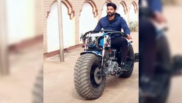 ಟ್ರ್ಯಾಕ್ಟರ್ ರೀತಿಯ ಟಯರ್‌ಗಳೊಂದಿಗೆ ಮಾಡಿಫೈಗೊಂಡ ರಾಯಲ್ ಎನ್‌ಫೀಲ್ಡ್ ಬೈಕ್