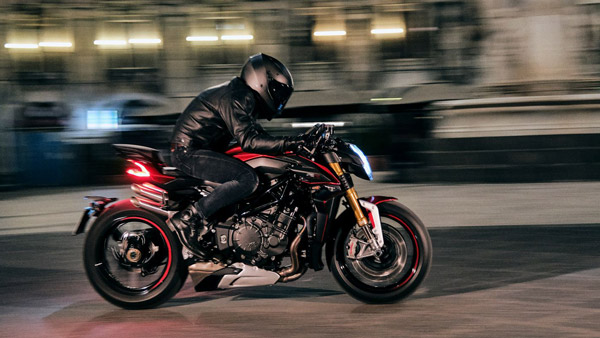 ಅನಾವರಣವಾಯ್ತು ಐಷಾರಾಮಿ 2021ರ ಎಂವಿ ಅಗಸ್ಟಾ ಬ್ರೂಟೇಲ್ 1000 ಆರ್‌ಆರ್‌ ಬೈಕ್