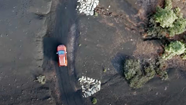 2022ರ ಡೇಸಿಯಾ ಡಸ್ಟರ್ ಫೇಸ್‌ಲಿಫ್ಟ್ ಎಸ್‍ಯುವಿಯ ಟೀಸರ್ ಬಿಡುಗಡೆ