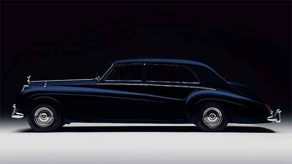 ಎಲೆಕ್ಟ್ರಿಕ್ ವಾಹನ ತಯಾರಕ ಕಂಪನಿಯ ಷೇರುಗಳನ್ನು ಖರೀದಿಸಿದ ಮಾಜಿ ಫುಟ್ಬಾಲ್ ಆಟಗಾರ