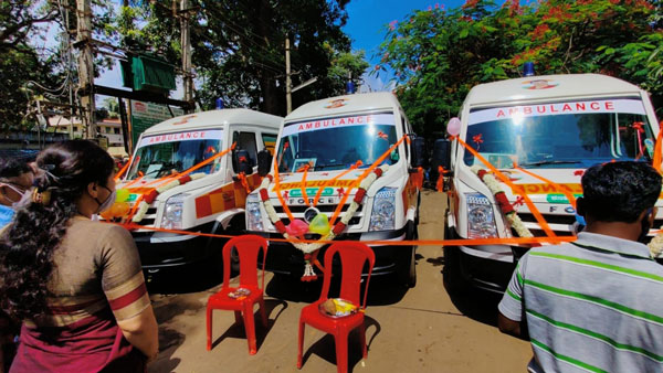 ಆ್ಯಂಬುಲೆನ್ಸ್‌ ಚಲಾಯಿಸಿ ಗಮನ ಸೆಳೆದ ಖಾನಾಪುರ ಶಾಸಕಿ ಅಂಜಲಿ ನಿಂಬಾಳ್ಕರ್‌