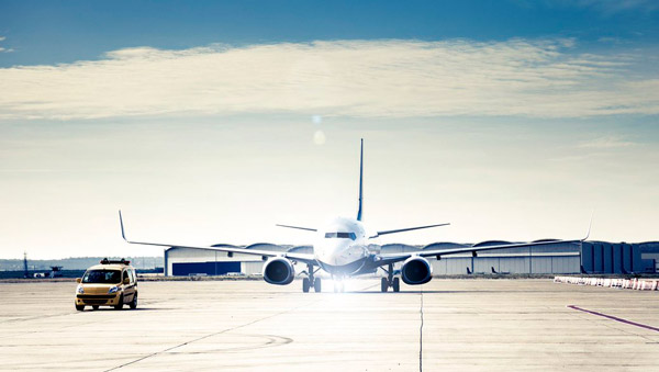 ವಿಮಾನ ನಿಲ್ದಾಣಗಳಲ್ಲಿ ಫಾಲೋ ಮೀ ಕಾರುಗಳ ಬಳಕೆಗೆ ಕಾರಣಗಳಿವು