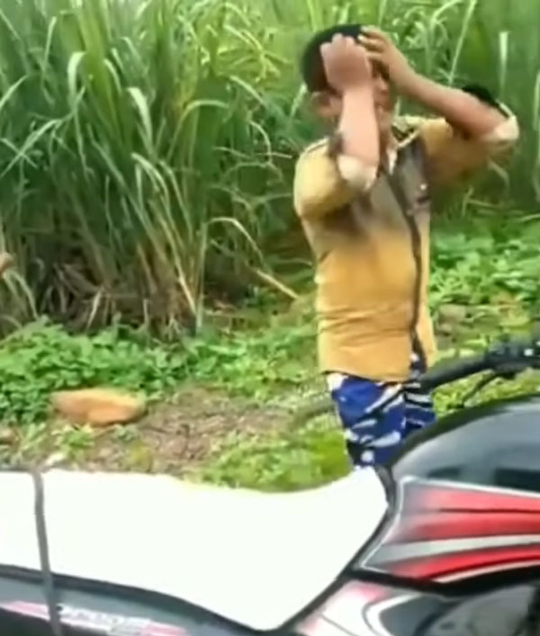 ಲಾಕ್‌ಡೌನ್ ಅವಧಿಯಲ್ಲಿ ಬೈಕ್ ಚಾಲನೆ ಮಾಡಿ ಲಾಕ್ ಆದ ಬಾಲಕ