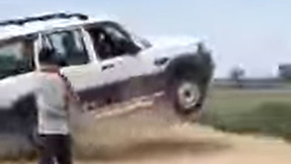 ಸ್ಕಾರ್ಪಿಯೋ ಕಾರಿನಲ್ಲಿ ಸ್ಟಂಟ್ ಮಾಡಲು ಮುಂದಾಗಿ ಅಪಾಯಕ್ಕೆ ಸಿಲುಕಿದ ಬಾಲಕ