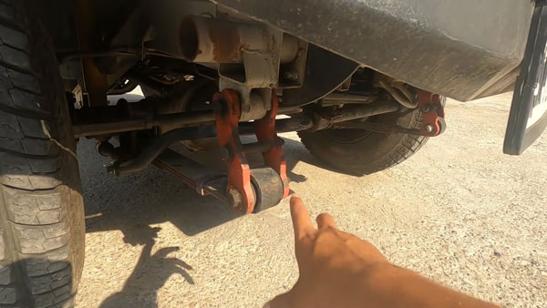 ರ‍್ಯಾಲಿ ಕ್ಯಾಬಿನ್‌ನೊಂದಿಗೆ ಮಾಡಿಫೈಗೊಂಡ ಜಿಪ್ಸಿ ಎಸ್‌ಯುವಿ