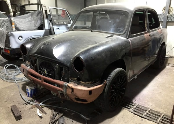 ಹೆಚ್ಚು ಪರ್ಫಾಮೆನ್ಸ್ ನೀಡಲಿದೆ ಮಾಡಿಫೈಗೊಂಡ ಈ ಅಂಬಾಸಿಡರ್ ಕಾರು