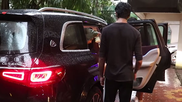 ಮಗನಿಗೆ ಹೊಸ ಐಷಾರಾಮಿ ಎಸ್‌ಯುವಿ ಉಡುಗೊರೆ ನೀಡಿದ ಸೋನು ಸೂದ್