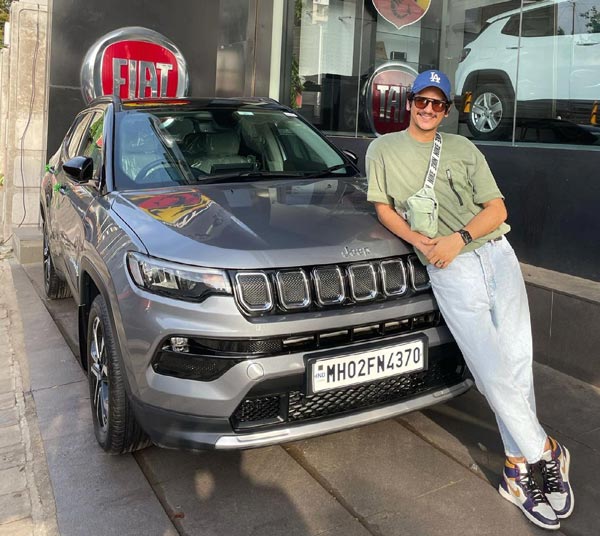 ಐಷಾರಾಮಿ ಜೀಪ್ ಕಂಪಾಸ್ ಎಸ್‍ಯುವಿ ಖರೀದಿಸಿದ ಗಲ್ಲಿ ಬಾಯ್ ನಟ ವಿಜಯ್ ವರ್ಮಾ 