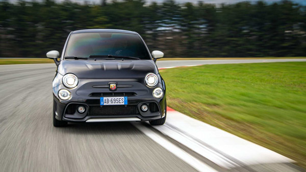 ಅನಾವರಣವಾಯ್ತು ಹೊಸ ಫಿಯೆಟ್ ಅಬರ್ಥ್ 695 ಎಸ್ಸೆಸ್ಸಿ ಲಿಮಿಟೆಡ್ ಎಡಿಷನ್ 