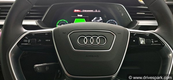ಆಡಿ ಇ-ಟ್ರಾನ್ ಕ್ವಾಟ್ರೋ 55 ಫಸ್ಟ್ ಡ್ರೈವ್ ರಿವ್ಯೂ
