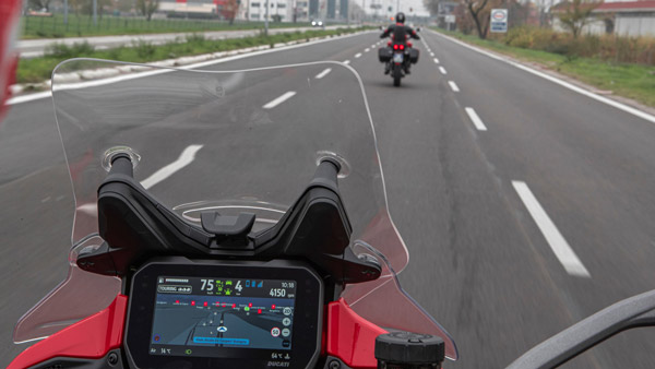 ಹೊಸ ಡುಕಾಟಿ ಮಲ್ಟಿಸ್ಟ್ರಾಡಾ ವಿ4 ಬೈಕ್ ವಿಶೇಷತೆಗಳು