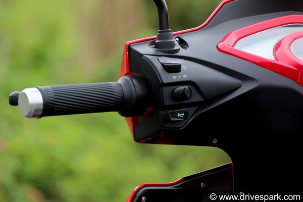 ಇವೆ ಆಟ್ರಿಯೋ ಎಲೆಕ್ಟ್ರಿಕ್ ಸ್ಕೂಟರ್ ರಿವ್ಯೂ: ತನ್ನ ಸೆಗ್ ಮೆಂಟಿನಲ್ಲಿ ಮೋಡಿ ಮಾಡಲಿದೆಯೇ ಆಟ್ರಿಯೋ?