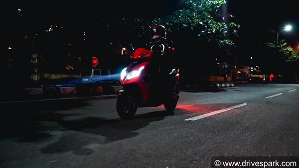 ಇವೆ ಆಟ್ರಿಯೋ ಎಲೆಕ್ಟ್ರಿಕ್ ಸ್ಕೂಟರ್ ರಿವ್ಯೂ: ತನ್ನ ಸೆಗ್ ಮೆಂಟಿನಲ್ಲಿ ಮೋಡಿ ಮಾಡಲಿದೆಯೇ ಆಟ್ರಿಯೋ?