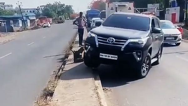 ಟ್ರಾಫಿಕ್‌ ಜಾಮ್‌ನಲ್ಲಿ ಸಿಲುಕಿದ್ದ ಟೊಯೊಟಾ ಫಾರ್ಚೂನರ್ ಸರಾಗವಾಗಿ ಮುಂದೆ ಸಾಗಿದ್ದು ಹೀಗೆ