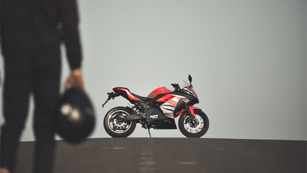 ಗೋವಾ ಪೊಲೀಸ್ ಪಡೆ ಸೇರಿದ ಕಬೀರ ಎಲೆಕ್ಟ್ರಿಕ್ ಬೈಕ್‌ಗಳು