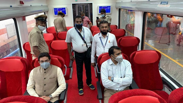 ಚಾಲನೆಯಾದ ದಿನವೇ ಪ್ರಯಾಣಿಕರಿಂದ ಭರ್ಜರಿ ರೆಸ್ಪಾನ್ಸ್ ಪಡೆದ ವಿಸ್ಟಾಡೋಮ್ ರೈಲು