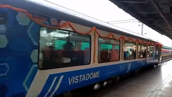 ಚಾಲನೆಯಾದ ದಿನವೇ ಪ್ರಯಾಣಿಕರಿಂದ ಭರ್ಜರಿ ರೆಸ್ಪಾನ್ಸ್ ಪಡೆದ ವಿಸ್ಟಾಡೋಮ್ ರೈಲು