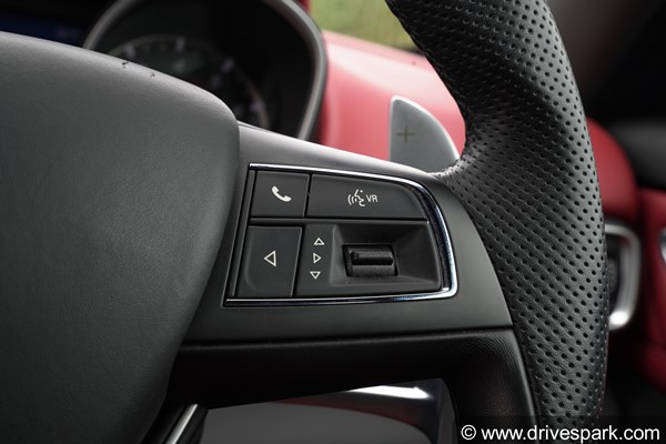 ಸ್ಪೋರ್ಟಿ ವಿನ್ಯಾಸದ ಐಷಾರಾಮಿ ಮಸೆರಾಟಿ ಲೆವಾಂಟೆ ಎಸ್‍ಯುವಿಯ ರಿವ್ಯೂ