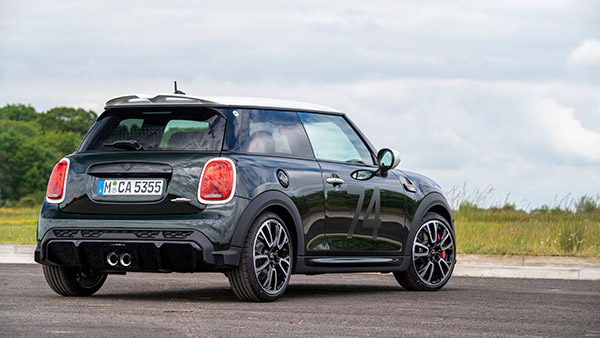 ಕೂಪರ್ ಸೀರಿಸ್‌ನ 60ನೇ ಆನಿವರ್ಸರಿ ಎಡಿಷನ್ ಪರಿಚಯಿಸಿದ ಮಿನಿ