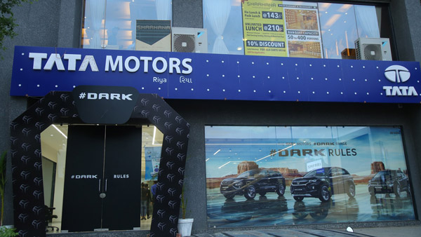 ಒಂದೇ ದಿನ ಒಂದೇ ನಗರದಲ್ಲಿ ಎಂಟು ಶೋರೂಂಗಳನ್ನು ತೆರೆದ ಟಾಟಾ ಮೋಟಾರ್ಸ್