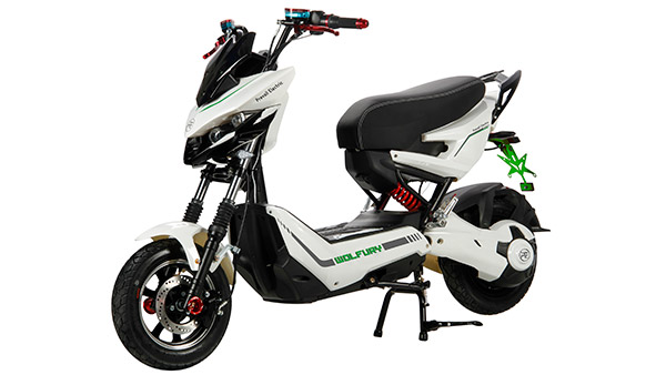 ಮೂರು ಪ್ರೀಮಿಯಂ ಎಲೆಕ್ಟ್ರಿಕ್ ಸ್ಕೂಟರ್‌ಗಳನ್ನು ಅನಾವರಣಗೊಳಿಸಿದ ಪ್ರಿವೆಲ್ ಎಲೆಕ್ಟ್ರಿಕ್