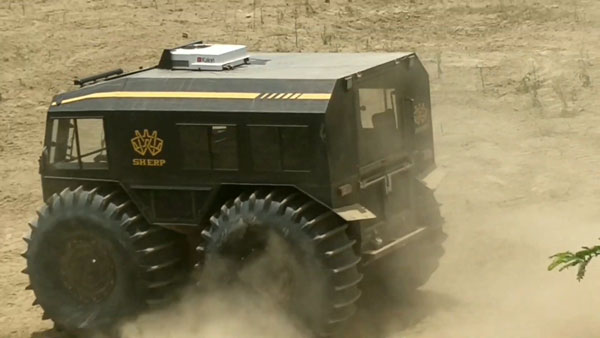 ಈ ಅಜಾನುಬಾಹು ಶೆರ್ಪ್ ಎಟಿವಿ ಬಲಿಷ್ಠತೆಯನ್ನು ನೀವು ಒಮ್ಮೆ ನೋಡಲೇಬೇಕು!