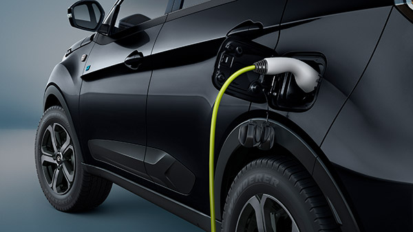 ಆಲ್‌ಟ್ರೋಜ್, ನೆಕ್ಸಾನ್, ನೆಕ್ಸಾನ್ ಇವಿ ಮತ್ತು ಹ್ಯಾರಿಯರ್ ಕಾರುಗಳ ಡಾರ್ಕ್ ಎಡಿಷನ್ ಬಿಡುಗಡೆಗೊಳಿಸಿದ ಟಾಟಾ ಮೋಟಾರ್ಸ್