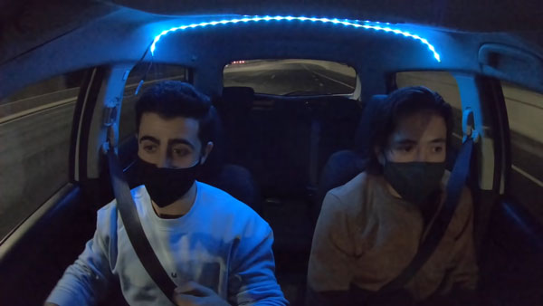 ಪ್ರಯಾಣಿಕನ ಮೂಲಕ ಹೆಲಿಕಾಪ್ಟರ್'ನಲ್ಲಿ ಹಾರಾಟ ನಡೆಸುವ ಅವಕಾಶ ಪಡೆದ ಕ್ಯಾಬ್ ಡ್ರೈವರ್