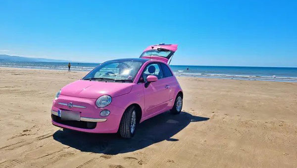 ಮಿನಿ ಕ್ಯಾಂಪರ್ ವಾಹನವಾಗಿ ಬದಲಾದ ಫಿಯೆಟ್ 500 ಕಾರು