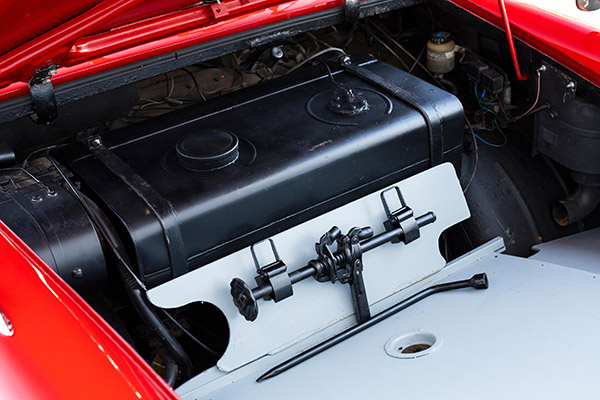 ಇದೇ ತಿಂಗಳ 13ರಂದು ಹರಾಜಾಗಲಿದೆ ನೀರಿನ ಮೇಲೂ ಚಲಿಸಬಲ್ಲ 56 ವರ್ಷ ಹಳೆಯ ಆಂಫಿಕಾರ್