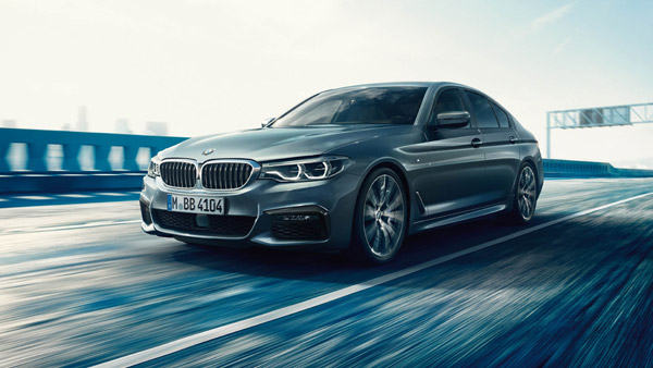 ಐಷಾರಾಮಿ BMW 5 Series ಕಾರನ್ನು ಖರೀದಿಸಿದ 'ರಾಜಕುಮಾರ' ನಿರ್ದೇಶಕ ಸಂತೋಷ್ ಆನಂದ್ ರಾಮ್