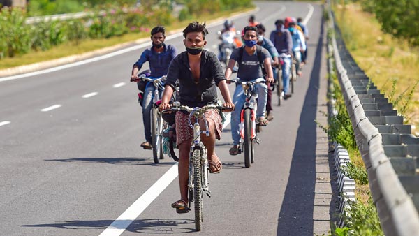 ಅಪಘಾತಕ್ಕೀಡಾದ ಬಾಲಕನಿಗೆ ಸೈಕಲ್ ನೀಡಿ ಮಾನವೀಯತೆ ಮೆರೆದ ಟ್ರಾಫಿಕ್ ಪೊಲೀಸ್ ಇನ್ಸ್‌ಪೆಕ್ಟರ್