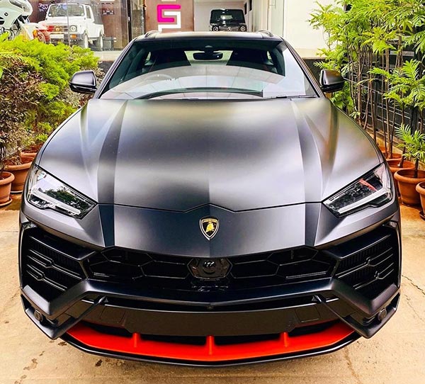 Lamborghini Urus Graphite Capsule ಕಾರನ್ನು ಖರೀದಿಸಿದ ಭಾರತದ ಮೊದಲಿಗ ನಟ Jr NTR